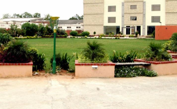 Hotel Radiance Bhilwara Ngoại thất bức ảnh